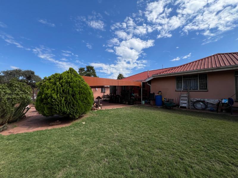4 Bedroom Property for Sale in Kathu Northern Cape